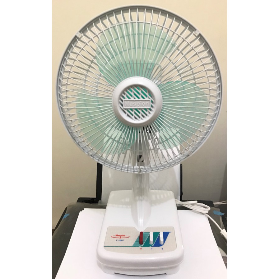 Kipas Angin Meja / Desk Fan Maspion 8 Inch (200mm) F-20P / F-20 P / F20P / F 20 P