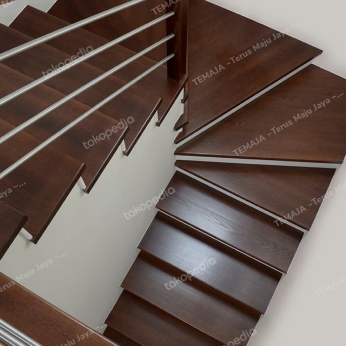 Papan Anak Tangga Kayu Jati Asli / Papan Trap Tangga