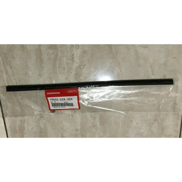 Karet Wiper Belakang Crv 2007-2012, Crv Gen 3
Original
