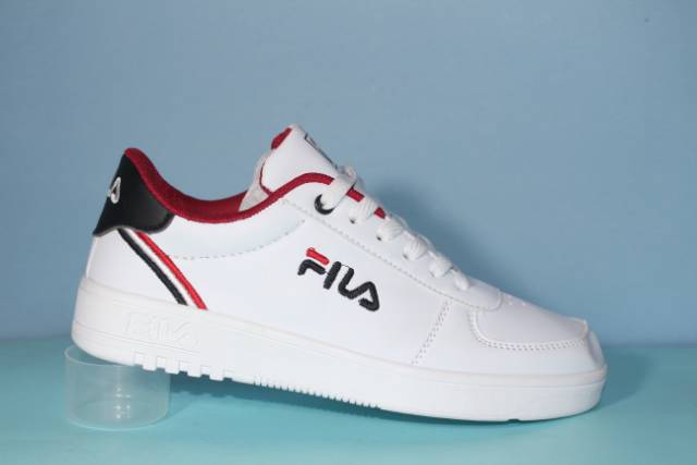 sepatu sneakers terbaru limited edition