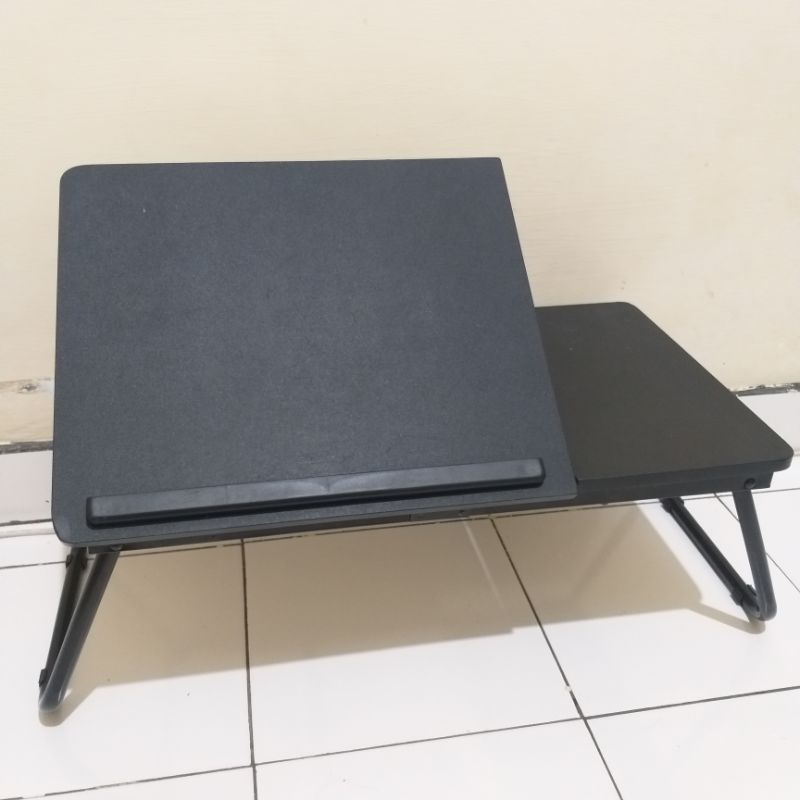 [PRELOVED] OXY - MEJA LIPAT BELAJAR ANAK / MEJA LAPTOP / MEJA LIPAT / MEJA BACA / MEJA INFORMA/ACE
