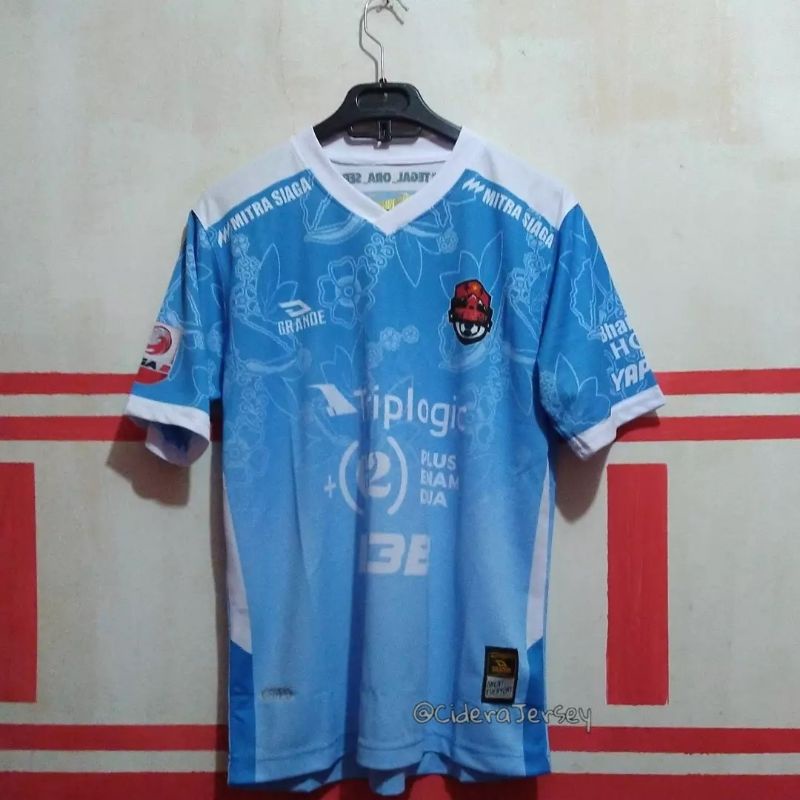 Jersey Original Persekat Tegal GK Home 2019 Liga 2
