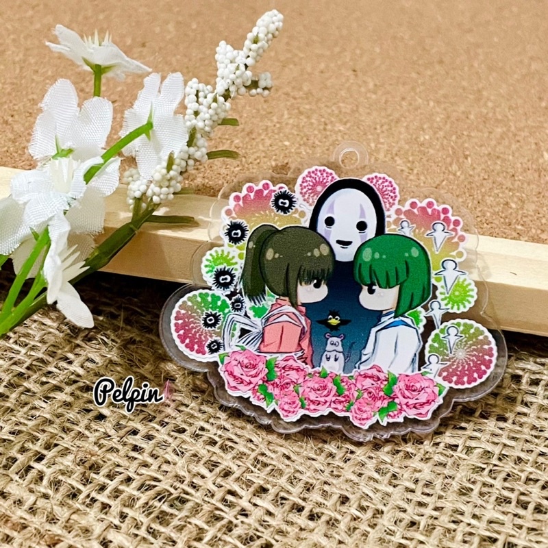 gantungan kunci anime ghibli totoro spirited away kiki delivery anime keychain besar 2 sisi