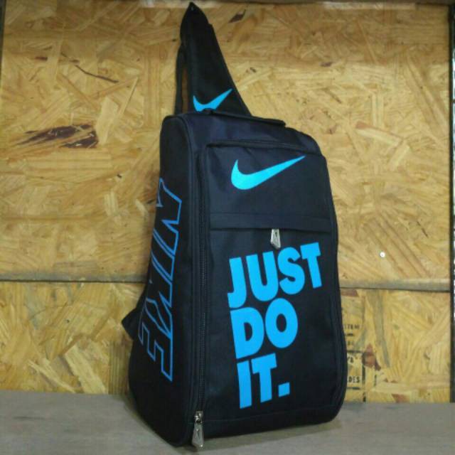 NEW tas jinjing tempat sepatu nike itam polyster d300 grosir murah / TAS SEPATU