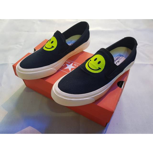 harga converse slip on