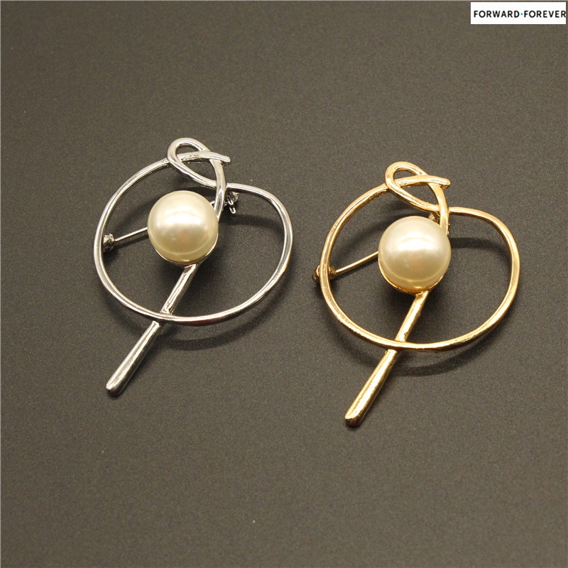 M40135 Bros / Pin Desain Simple Cantik Bebas Jahitan Warna Gold / Silver