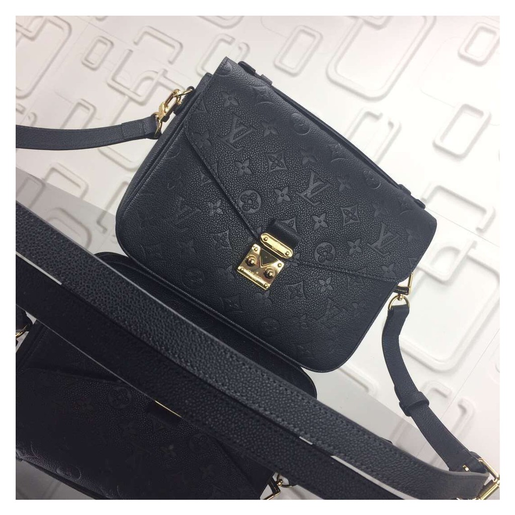 Tas LV Pochette Metis Monogram Empreinte Hitam Mirror 2018