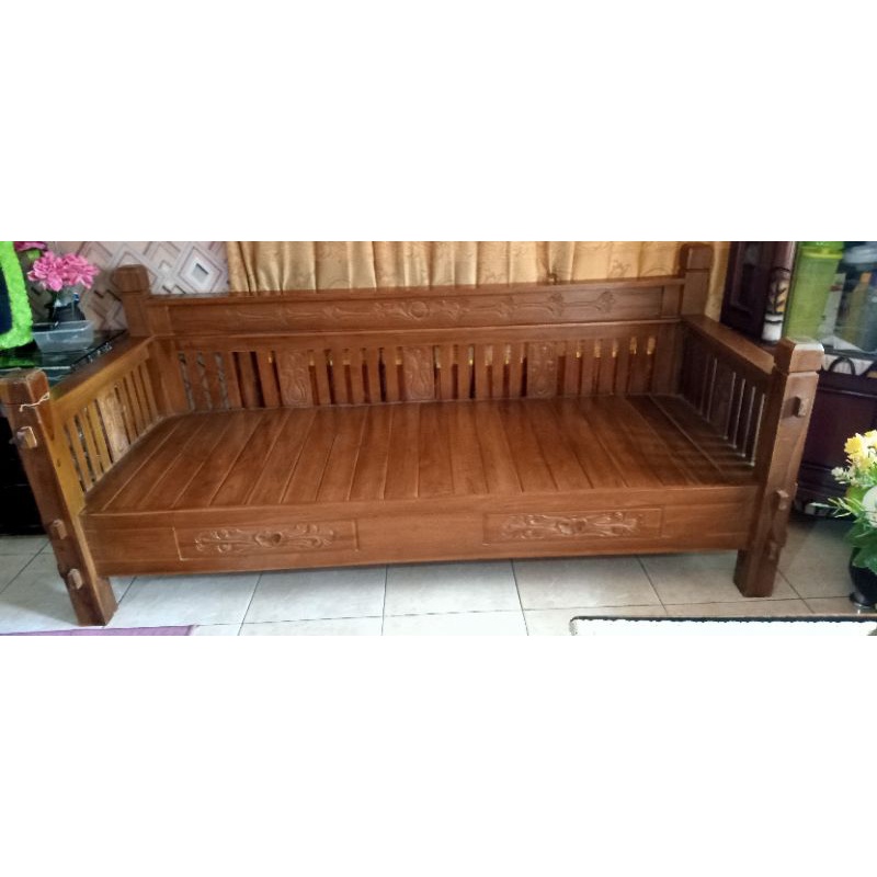 Sofa Kayu Jati Ukiran Jepara