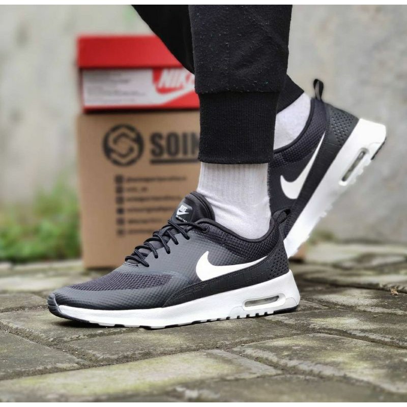Nike WMNS AIR MAX THEA original BNIB for women (599409 020)