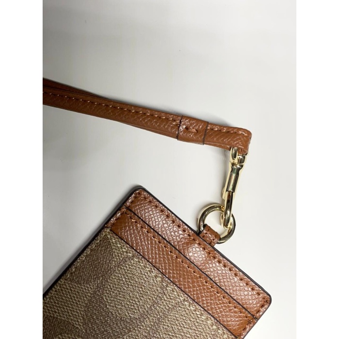 

Gilaa!!! Coach Lanyard In Colorblock Signature Canvas Id Khaki 100% Original Hot Sale