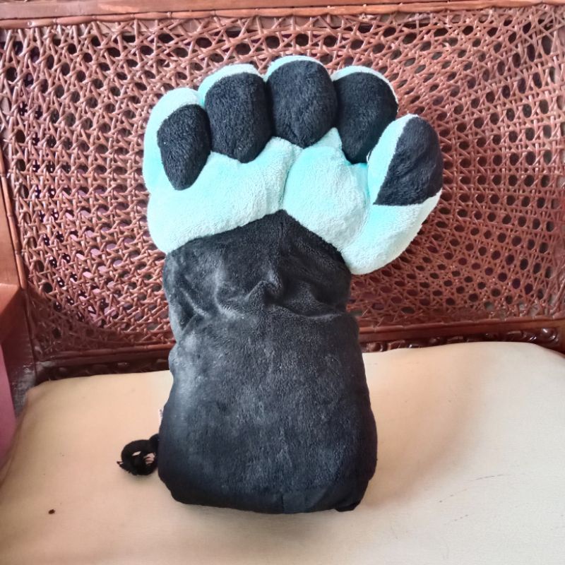 Boneka tangan jumbo bekas Everland