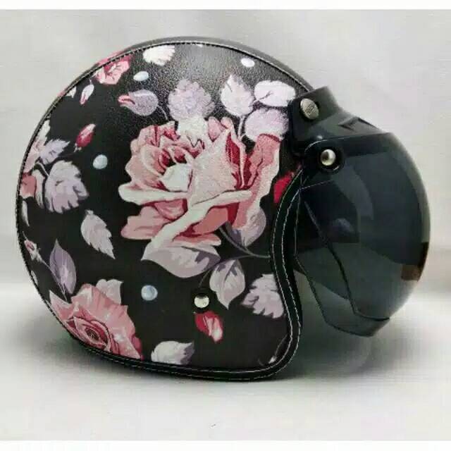 Helm retro bogo kulit karakter motif bunga hitam