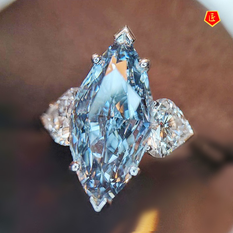 [Ready Stock]Women's Inlaid Blue Horse Eye Diamond Topaz Ring