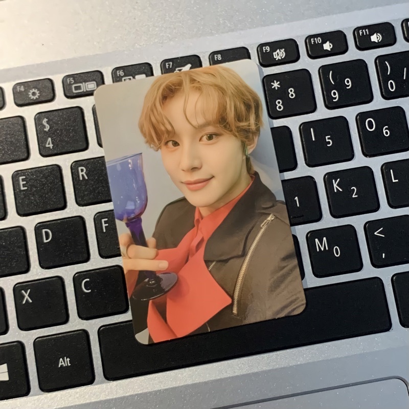 Photocard Arrival Jungwoo