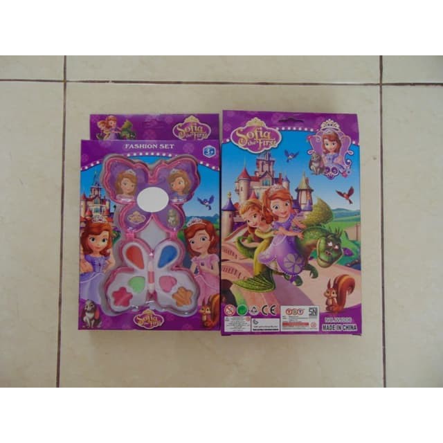 Mainan Alat Make Up Anak Untuk Digunakan Ke Boneka Mainan Anak
