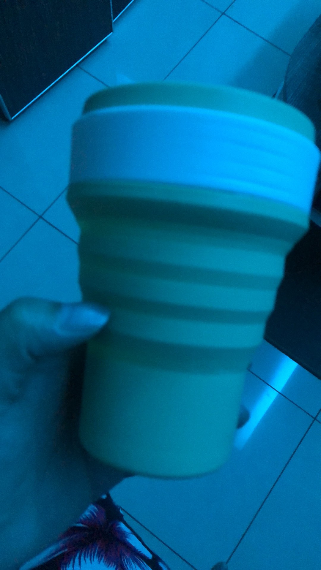 Foldable Cup / Gelas Lipat Multifungsi / Silicone Cup Sedotan -yoyosoo