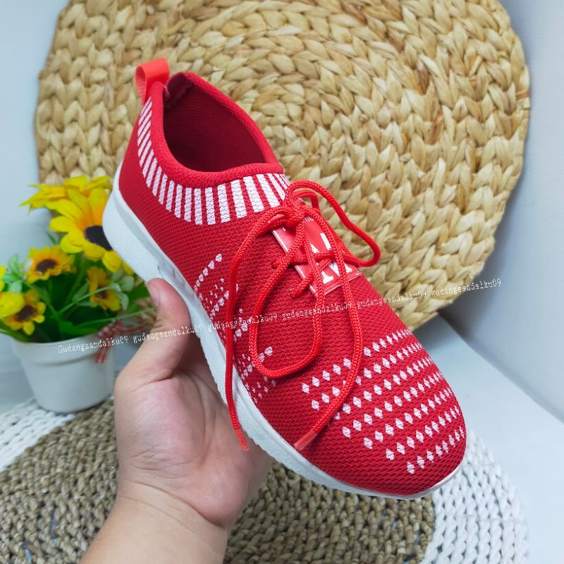 CUCI GUDANG SEPATU SNEAKER WANITA SLIPON HPD473 ada 3 warna (FOTO ASLI) sepatu santai kasual simple