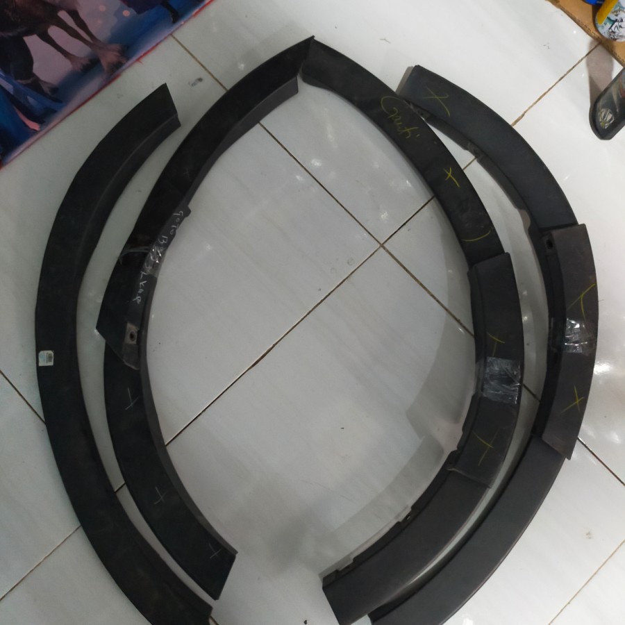 Lis fender Innova Reborn 2021