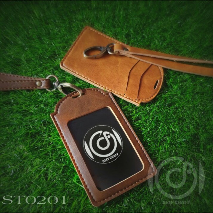 

ST0201 Id card holder / name tag kulit / ID Card holder standar 2 slot