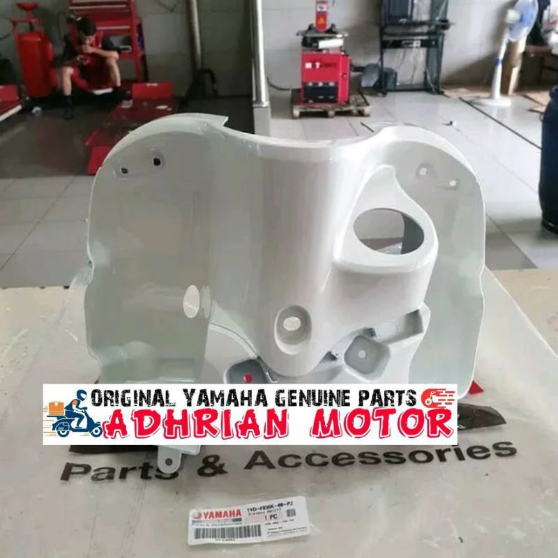 PANEL INNER 1 COVER KONTAK ATAS FINO FI 115 FINO FI 125 PUTIH ORIGINAL YAMAHA YGP
