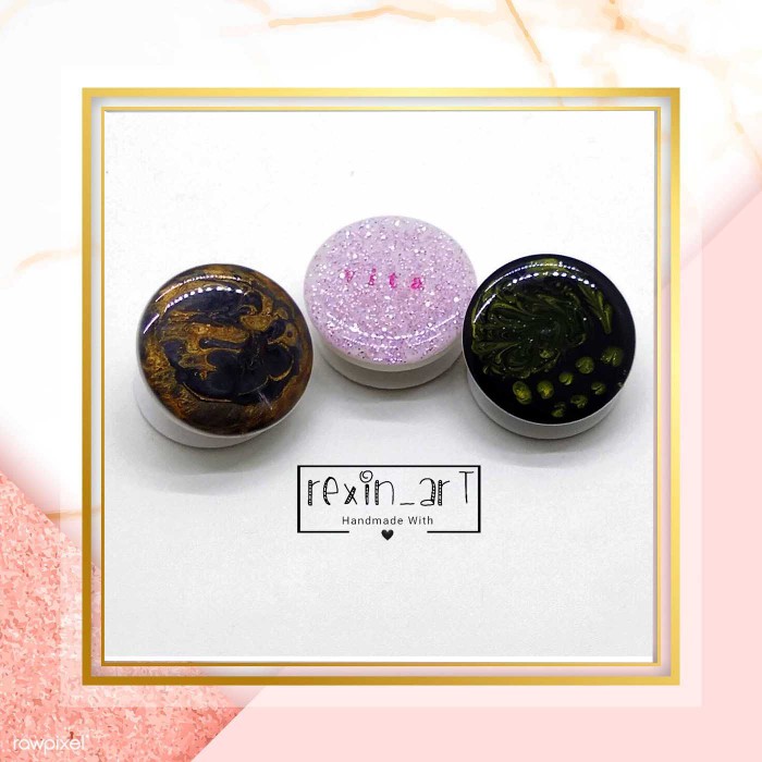 Hw Kotak Penyimpanan Perhiasan Bahan Plastik Ukuran 3.5 * 3.5cm