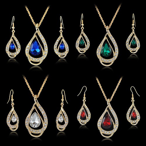 Set Anting dan Kalung Rantai Emas Liontin Kristal Batu Bentuk Tetesan Air untuk Pesta Perjamuan