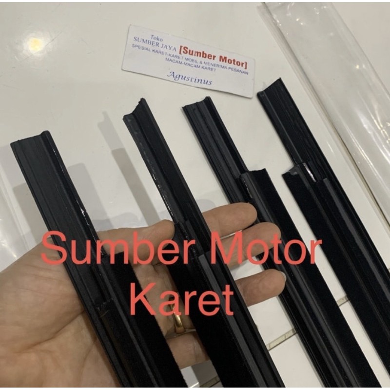 Karet Pelipit Daihatsu Classy Luar