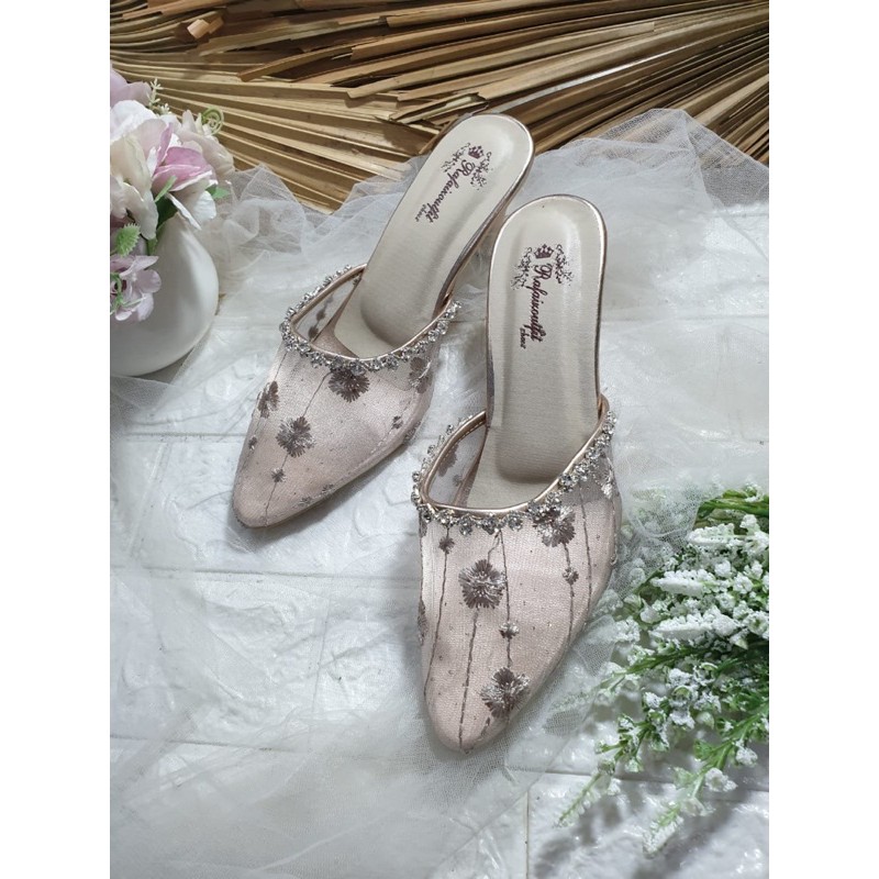 sepatu kaluuna rosegold cantik dan mewah 7cm lancip