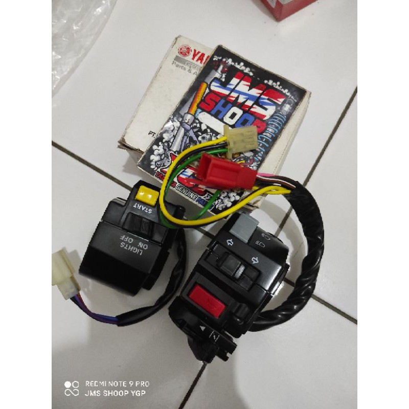 Sepasang holder kanan kiri Fizr ORIGINAL YGP