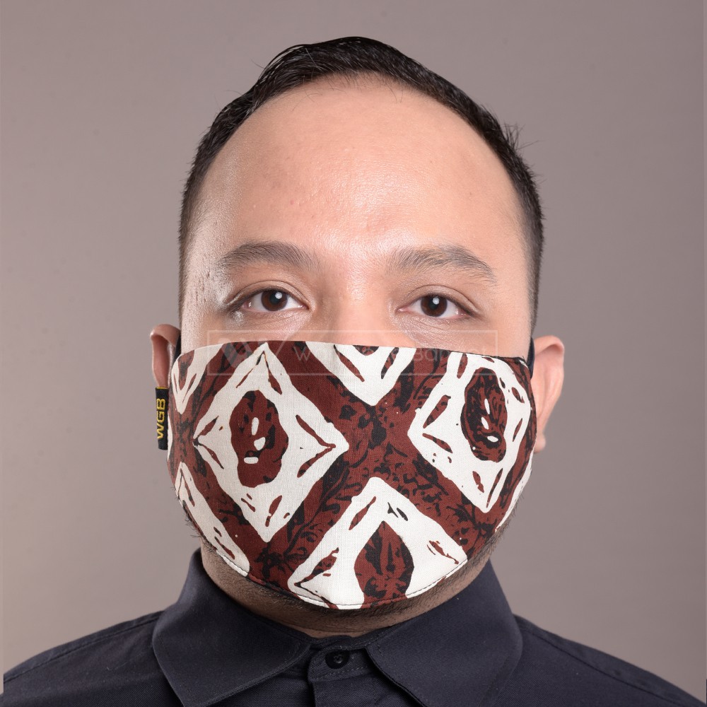 

WGB Masker Kain BATIK BIG SOGAN 01 Bahan 3 Lapis Tebal Earloop WGB