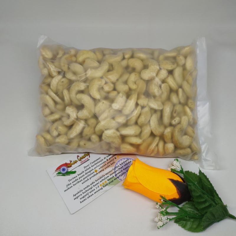 

CASHEW NUTS / KACANG MEDE 500GRAM