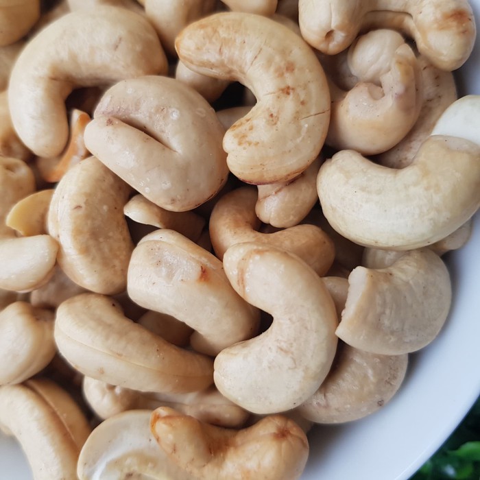 

Roasted Mede Kacang Mede Oven - 1 kg