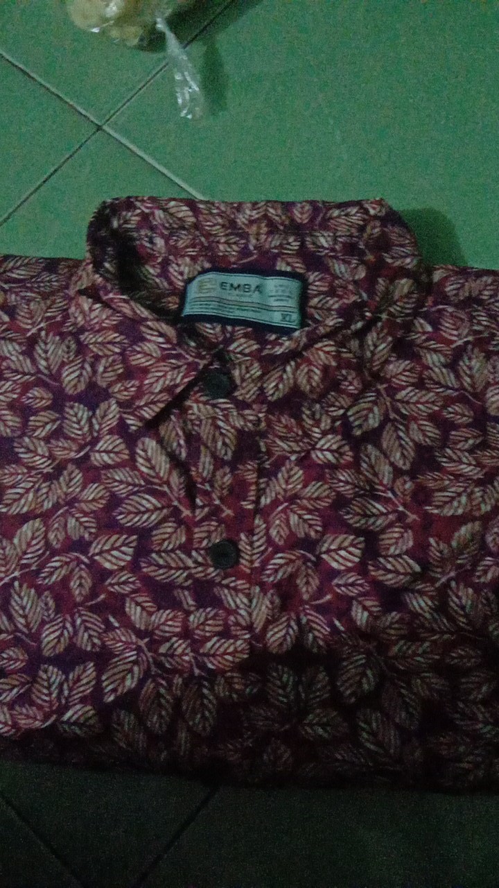 Kemeja Pria Emba Classic Original Lengan Pendek Nixon Red