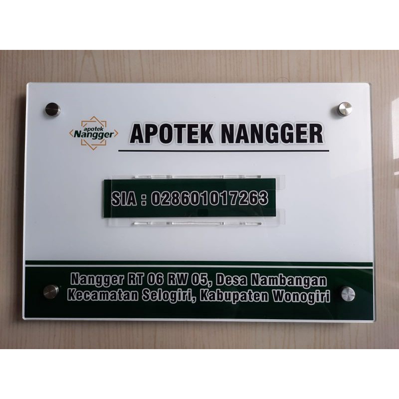 Akrilik Informasi Dokter