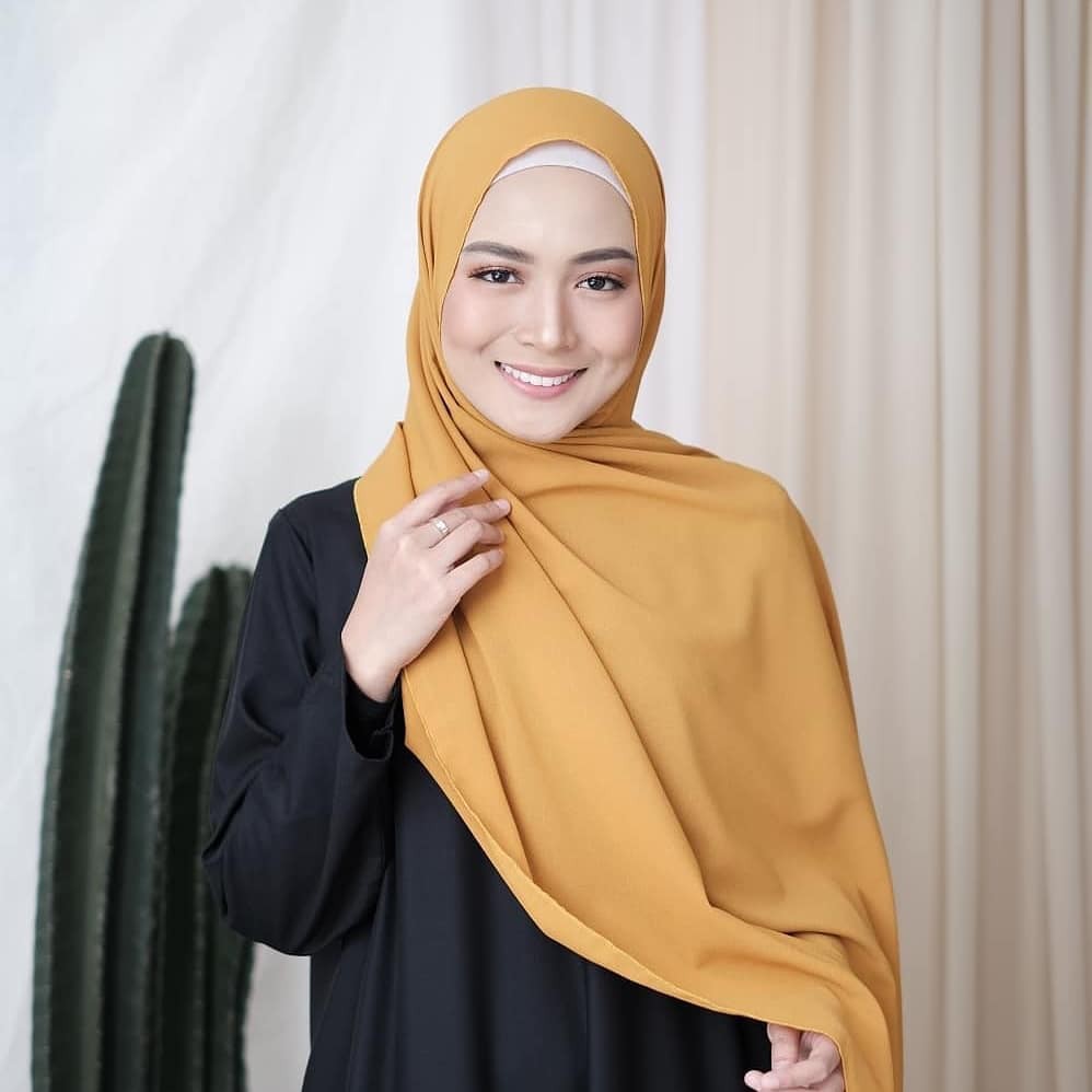Hijab Pashmina Diamond 180x75 / Pashmina Diamond / Hijab / Pasmina-GOLD