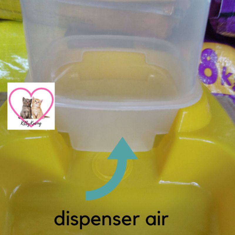 Dispenser Air Dan Makanan Kucing Anjing 1.5 Liter