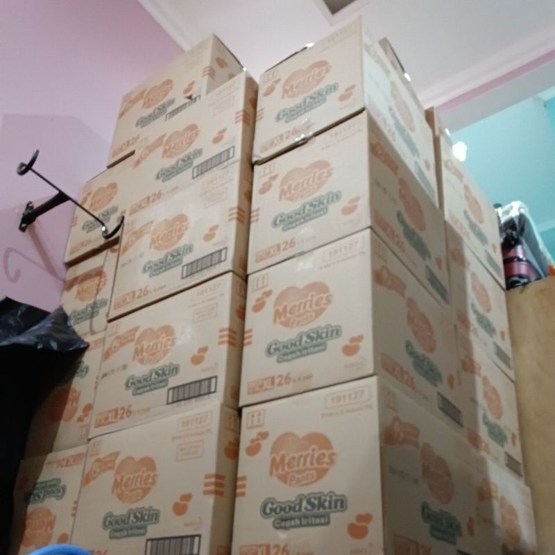 Jual Merries XL 26 (isi 4 ball) | Shopee Indonesia