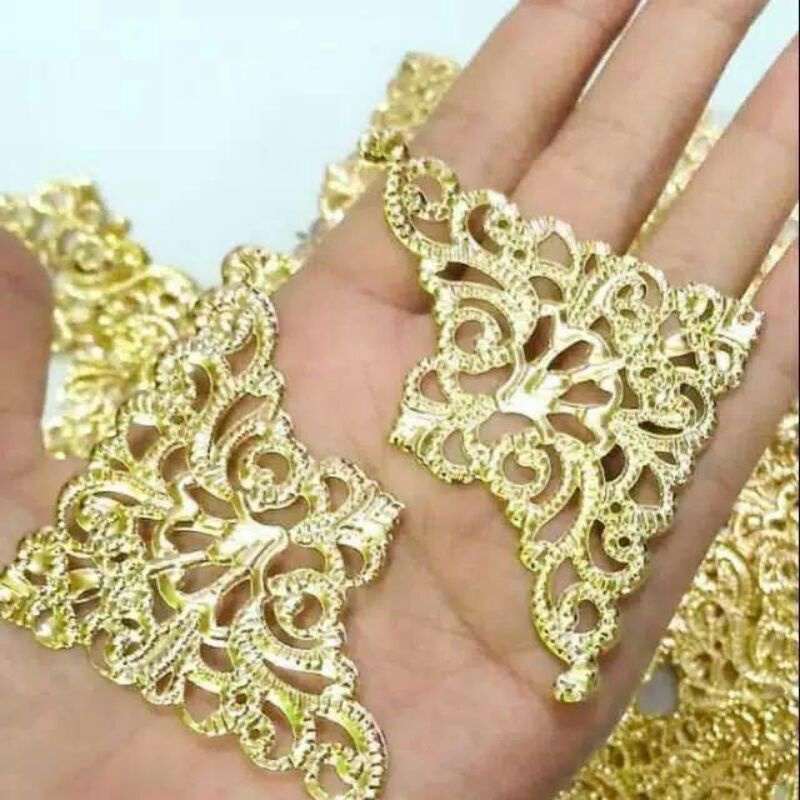 Ornamen Charm sudut hantaran warna emas gold - siku hiasan mahar  hiasan sudut  fogora