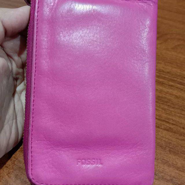 Dompet HP fossil oriii