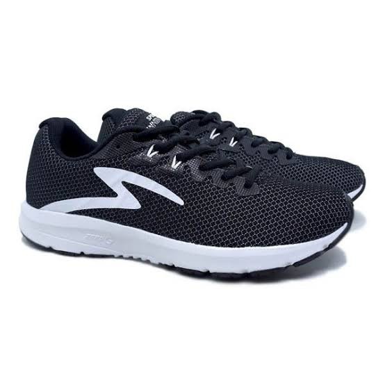 Jual sepatu  running  pria Specs  Boston Road 19 200581 Black 