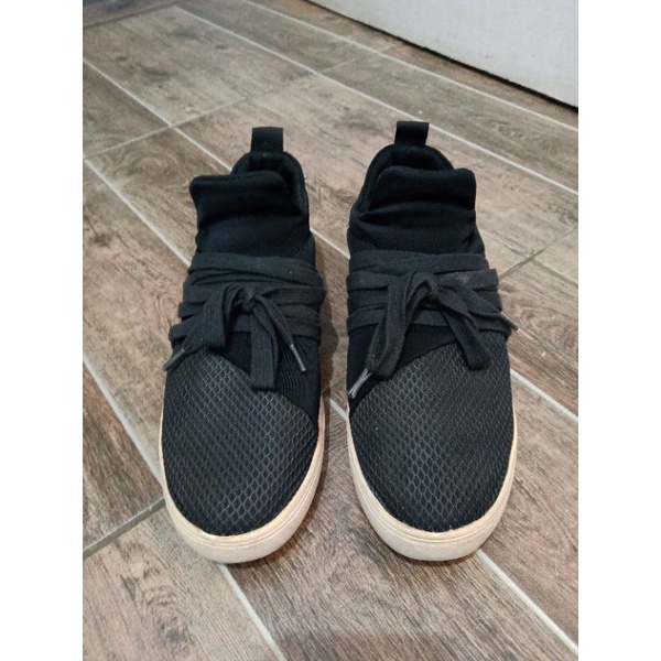 Steve Madden shoes Preloved sepatu sneakers Preloved slip on wanita sepatu second 36 sepatu olahraga