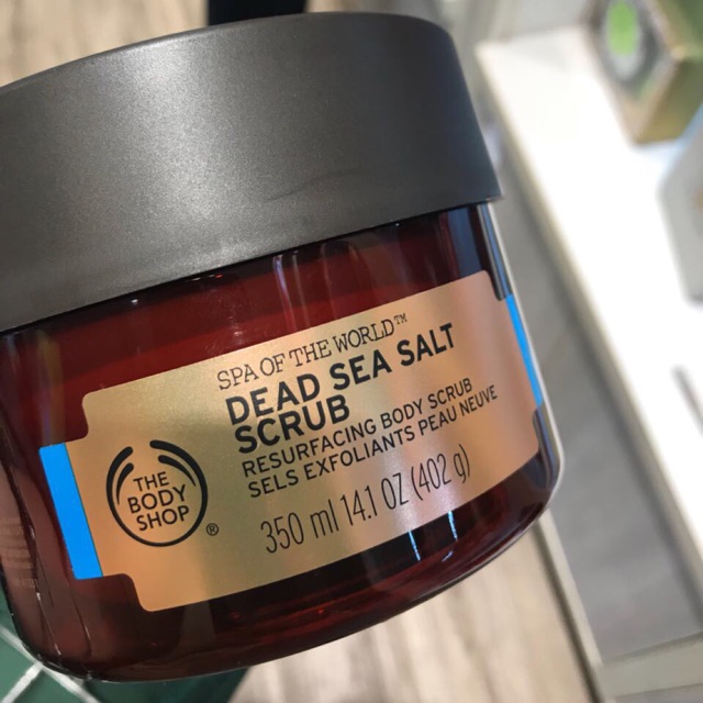 Dead sea salt scrub the body shop
