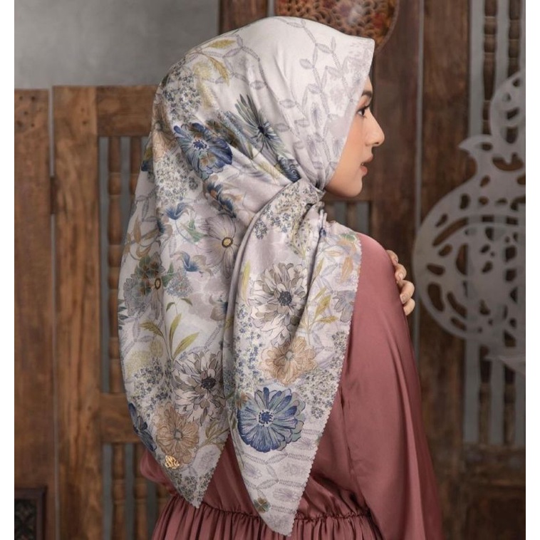 Sandhya Scarf Heaven Light