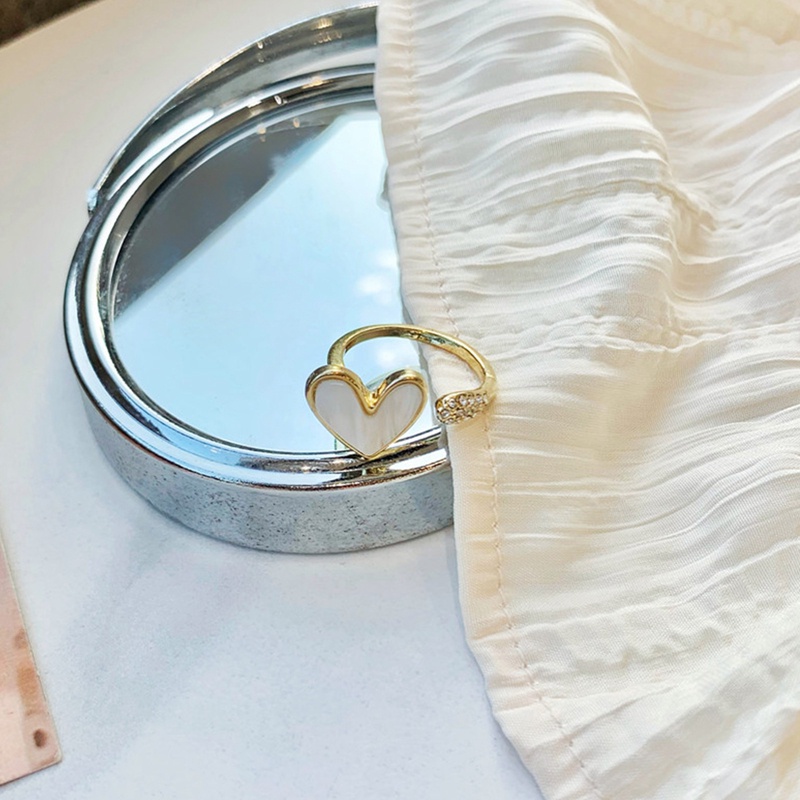 Fancyqube Cincin Model Terbuka Desain Hati Warna Emas Gaya Minimalis Untuk Wanita