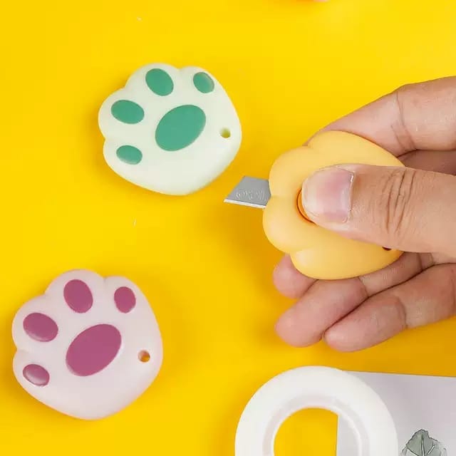 CUTTER MINI CAT PAW CAKAR KUCING PISAU KECIL KATER PORTABLE BERUANG LUCU