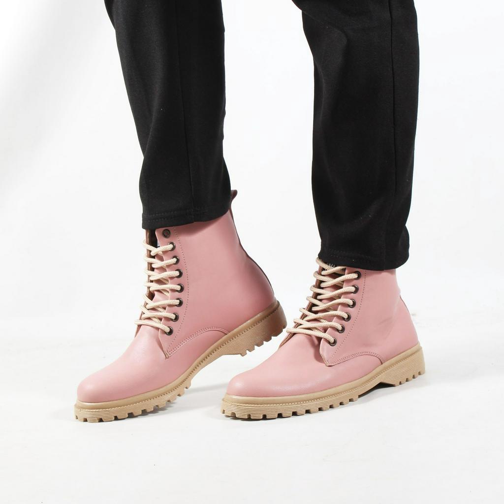 Sepatu Boots Fashion Wanita V 3386 Brand Varka Sepatu Kasual Kuliah Kerja Hangout Wanita Trendi Berkualitas - Pink