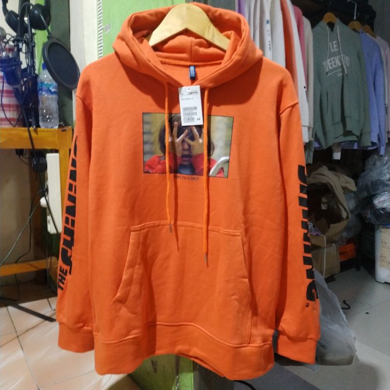 Hoodie Hnm The Shining Oren Orange Pria Wanita Full Tag Free Paper Bag