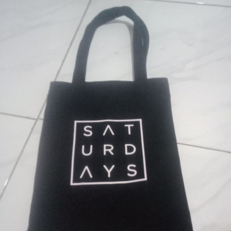 [ RESLETING ] TOTEBAG SATURDAY