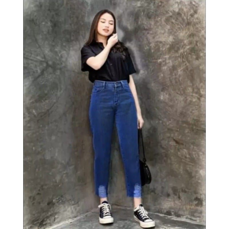 CELANA BOYFRIEND JEANS RIPPED SOBEK WANITA//BOYFRIEND RIPPED/BF SOBEK