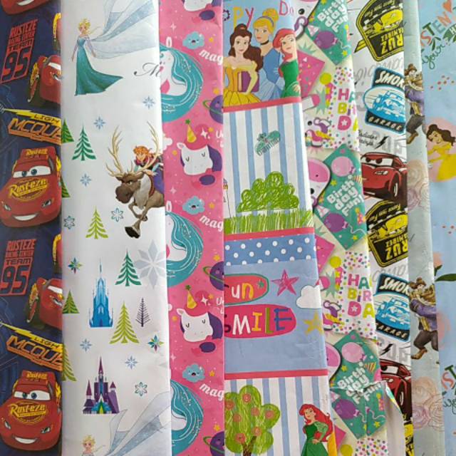 

Kertas kado kecil